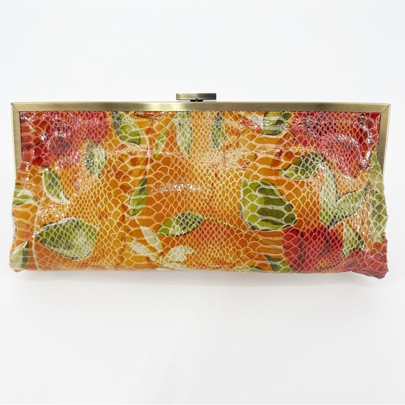 Hobo International Valentina Summer Bloom Clutch - Picture 7 of 7